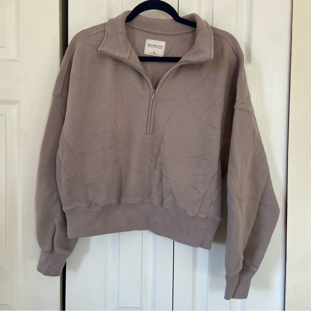 Abercrombie and Fitch Gray / Mauve Cropped Quarter-Zip, Women’s size M